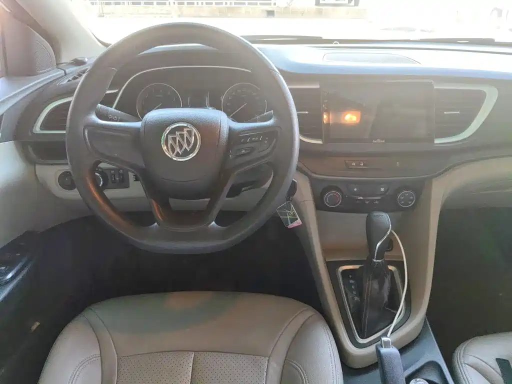 Buick Excelle 2018 — фото 11