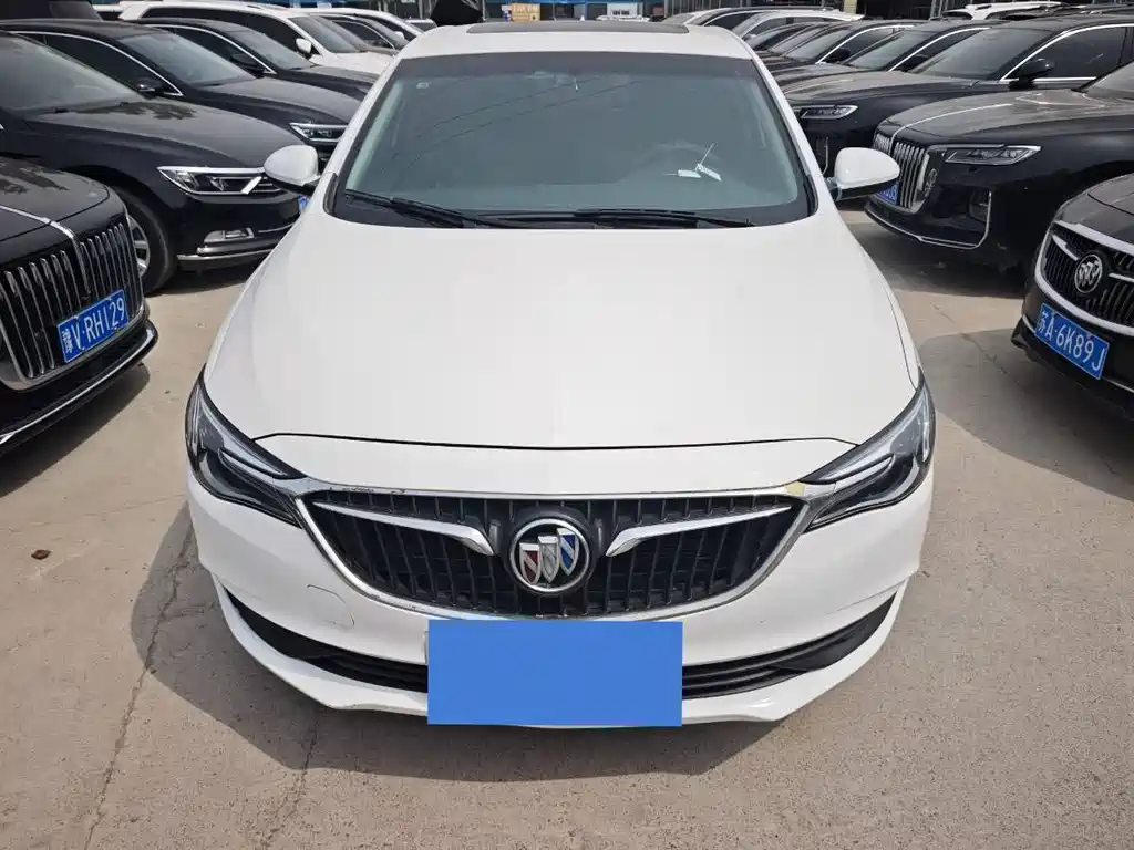 Buick Excelle 2018 — фото 2