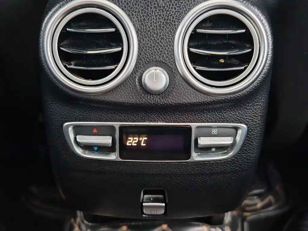 Mercedes-Benz GLC 2021 — фото 15