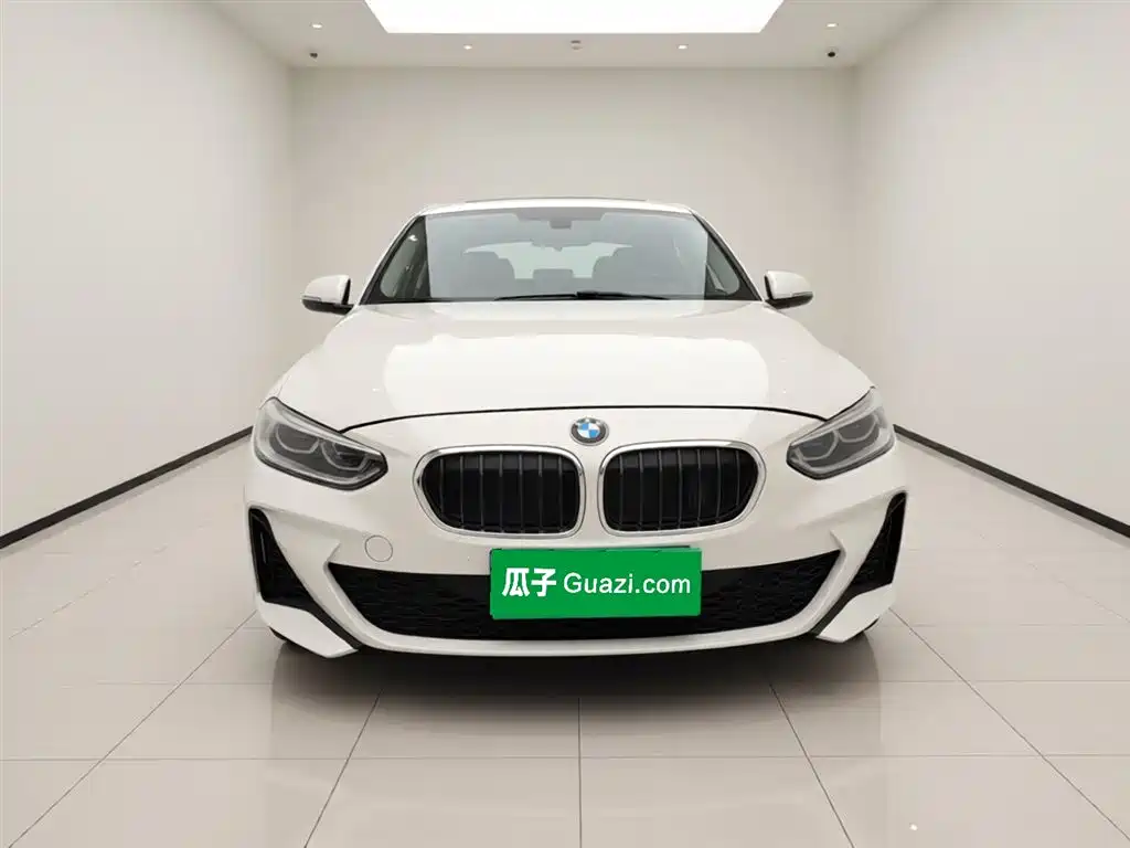 BMW 1 Series 2019 — фото 2