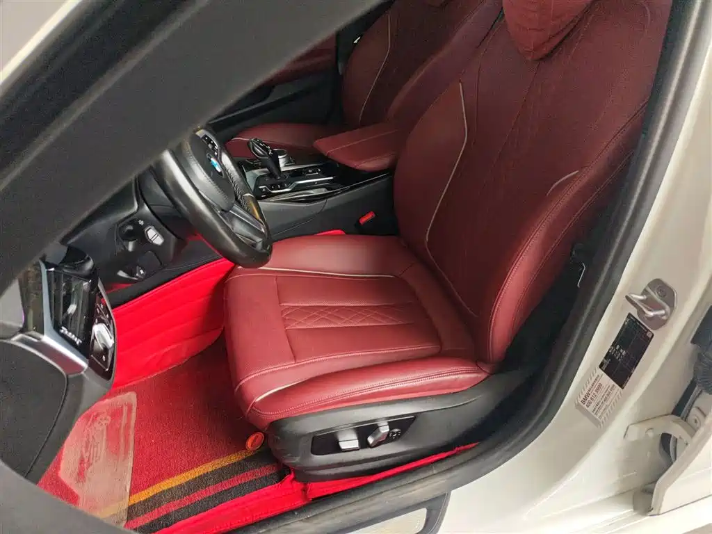 BMW 5 Series 2022 — фото 15