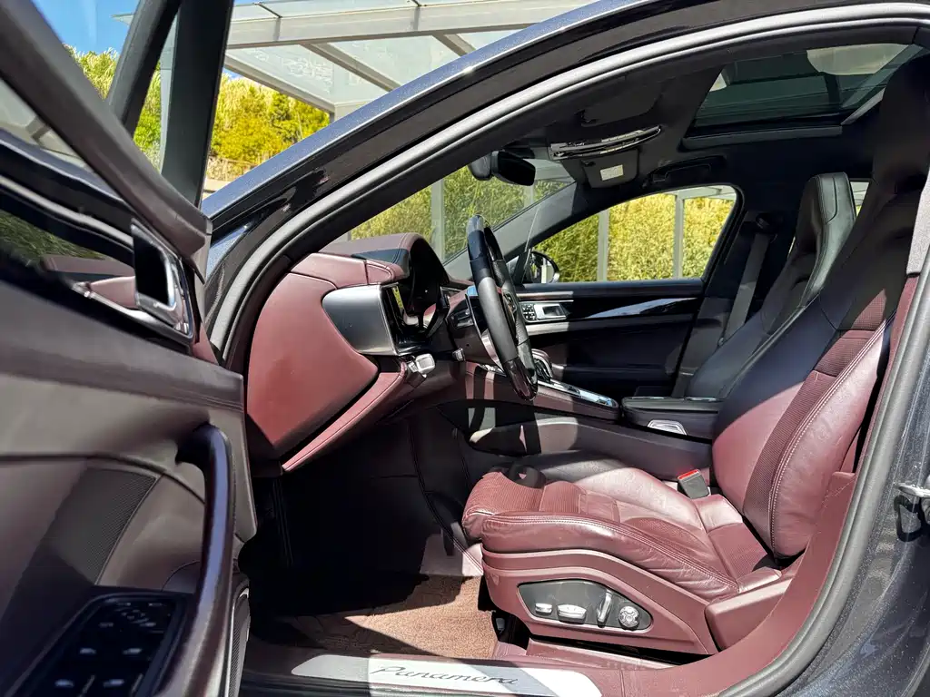 Porsche Panamera 2019 — фото 12