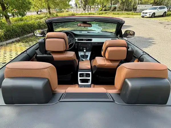 BMW 3 Series 2011