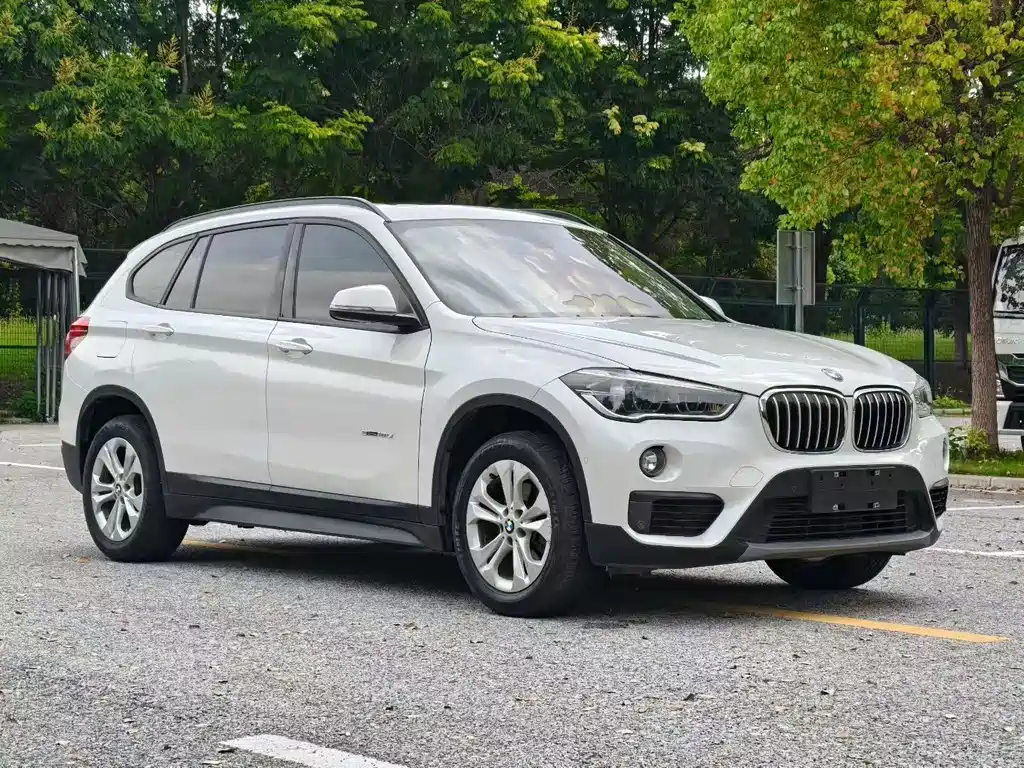 BMW X1 2017 — фото 3
