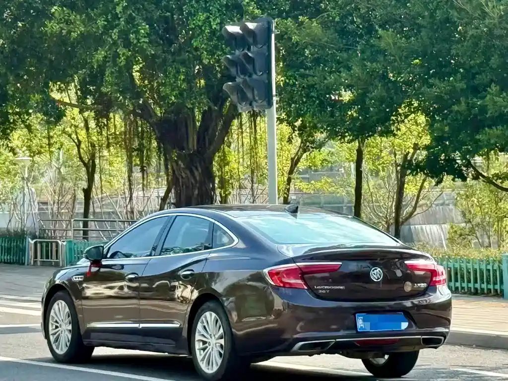 Buick LaCrosse 2019 — фото 4