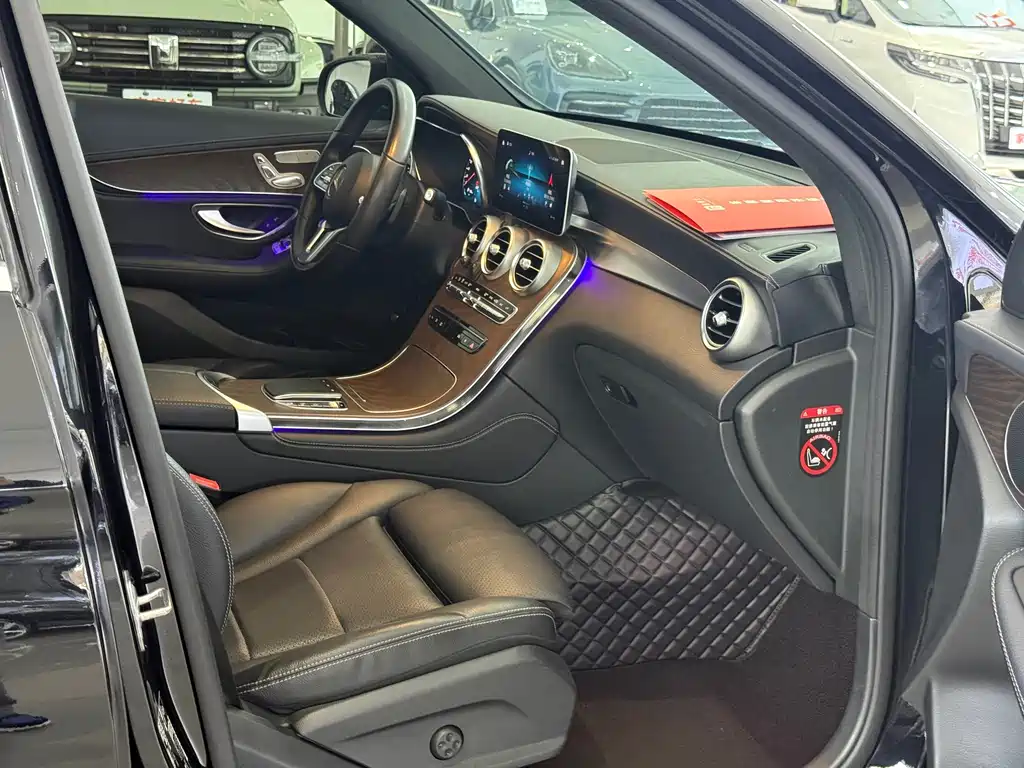 Mercedes-Benz GLC 2019 — фото 17
