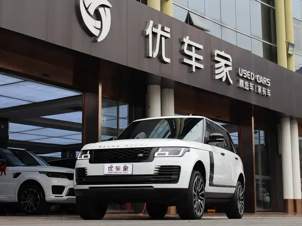 Land Rover Range Rover 2018 — фото 1