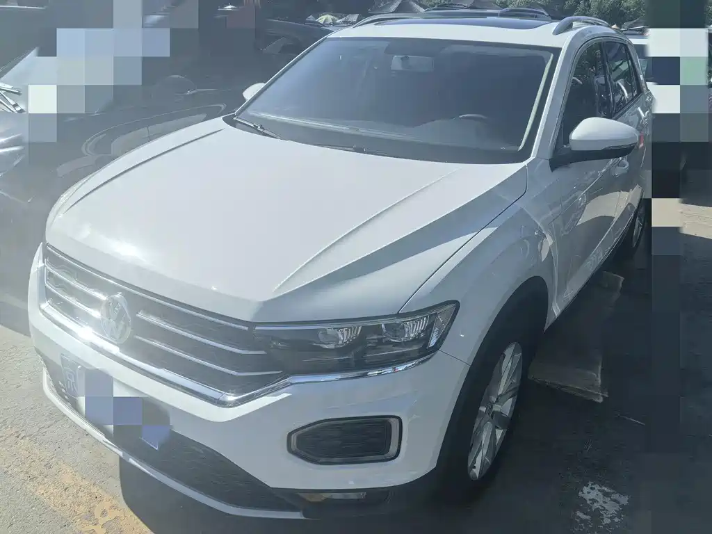 Volkswagen T-Roc 2020 — фото 1