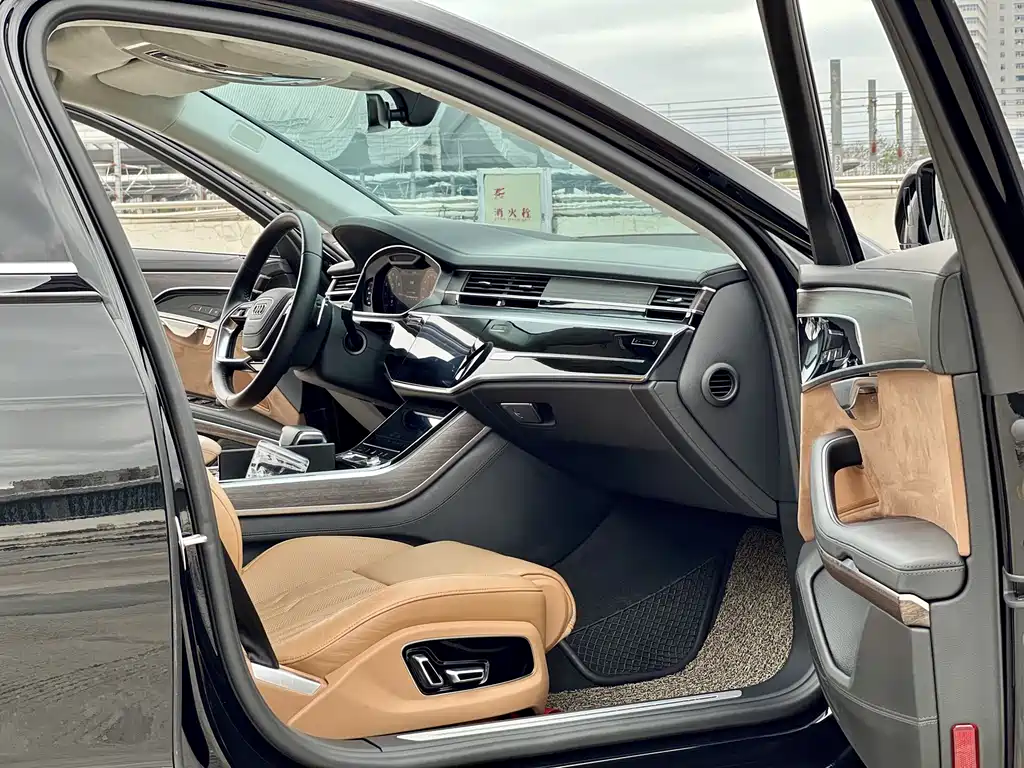 Audi A8 2019