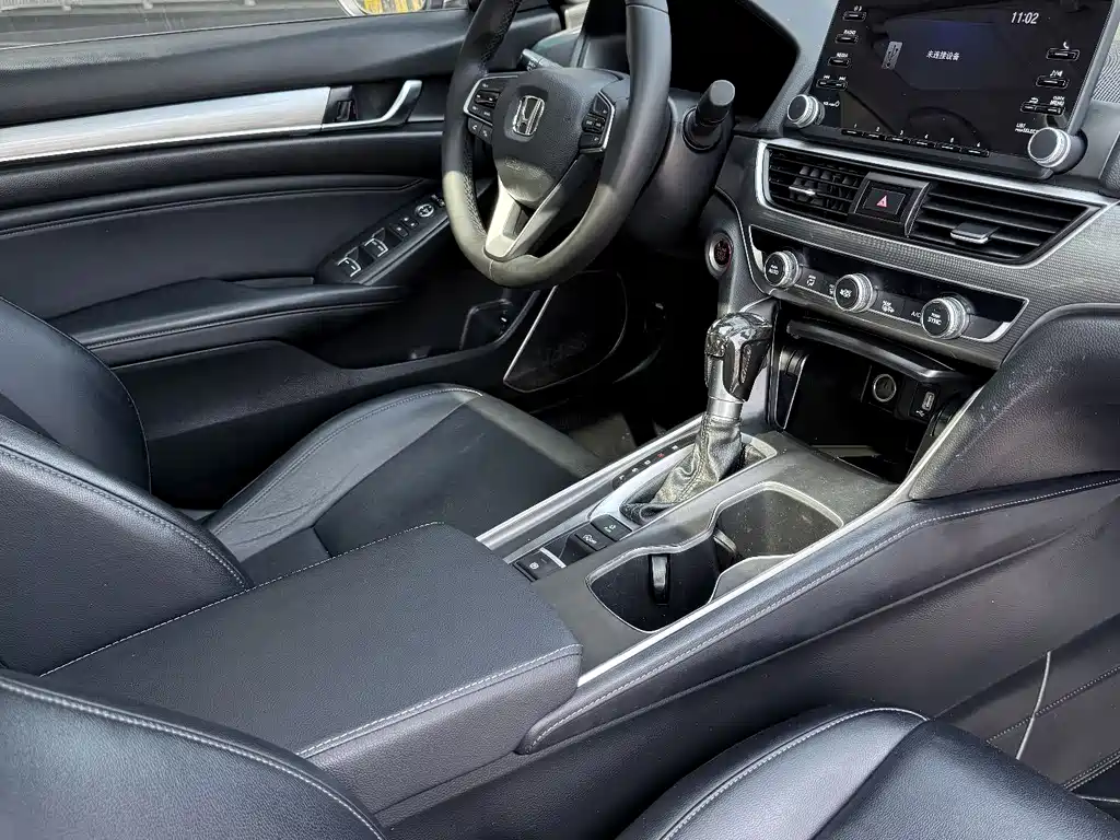 Honda Accord 2019 — фото 8