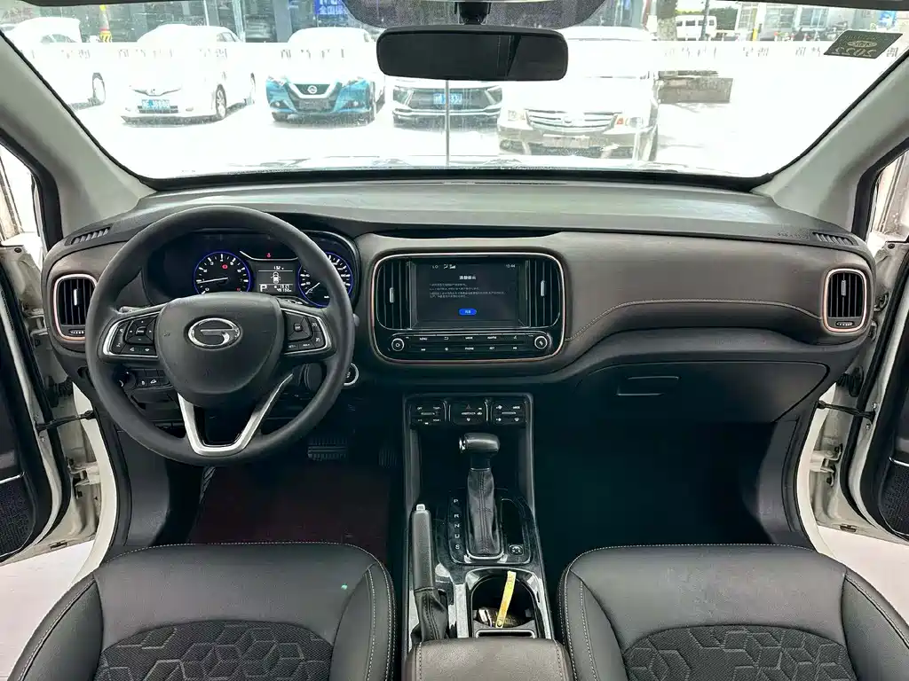 GAC Trumpchi GS3 2018 — фото 5