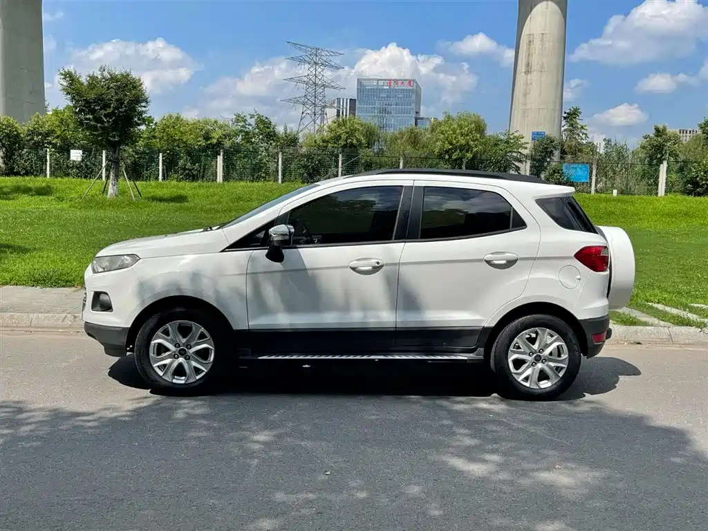 Ford Ecosport 2015 — фото 8