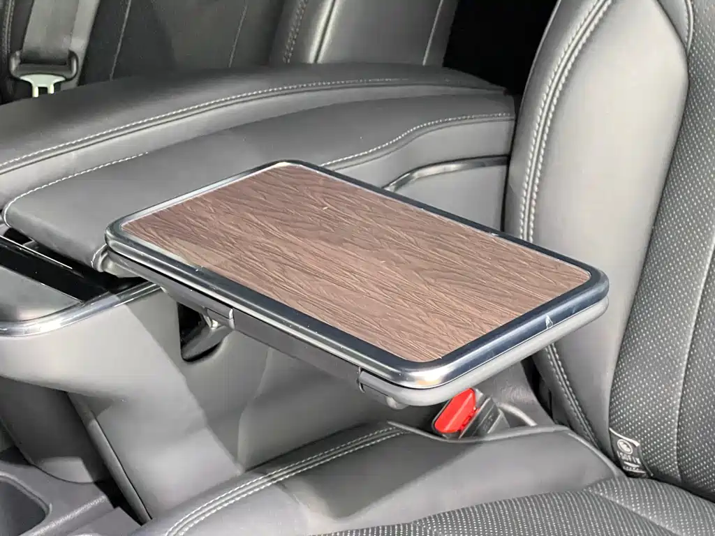 Toyota Vellfire 2024 — фото 14