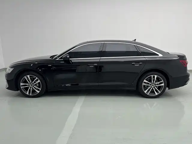 Audi A6L 2024 — фото 7