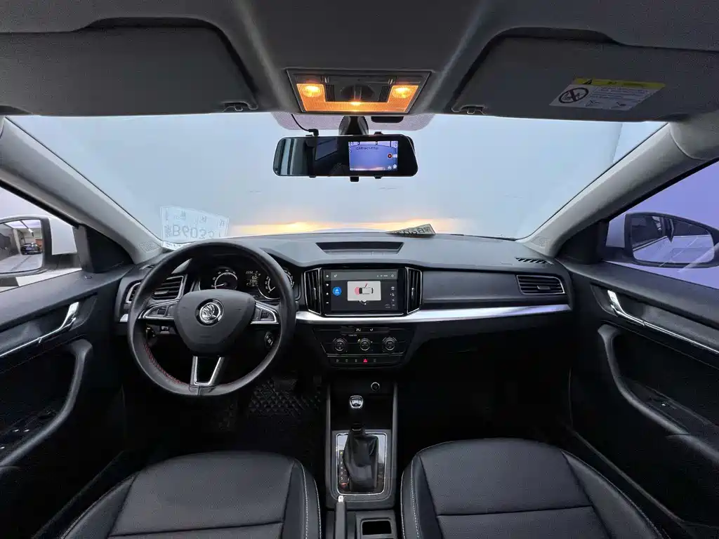 Skoda Kamiq 2023 — фото 18