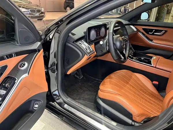 Mercedes-Benz S-Class 2021