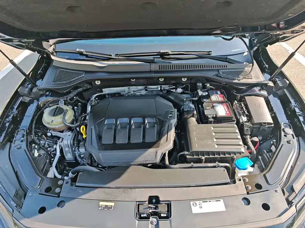 Volkswagen Passat 2022