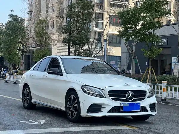 Mercedes-Benz C-Class 2019