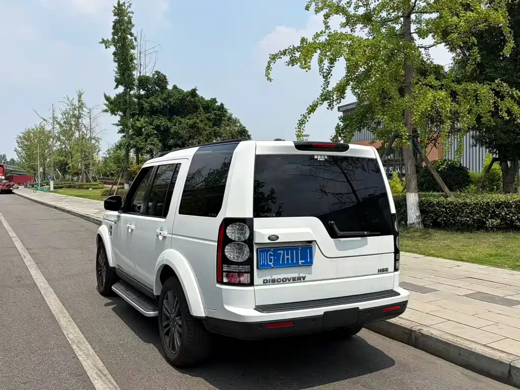 Land Rover Discovery 2014
