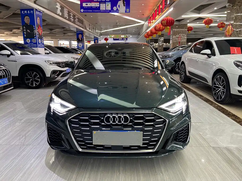 Audi A3 2022 — фото 2