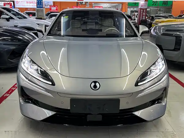Denza Z9GT 2024