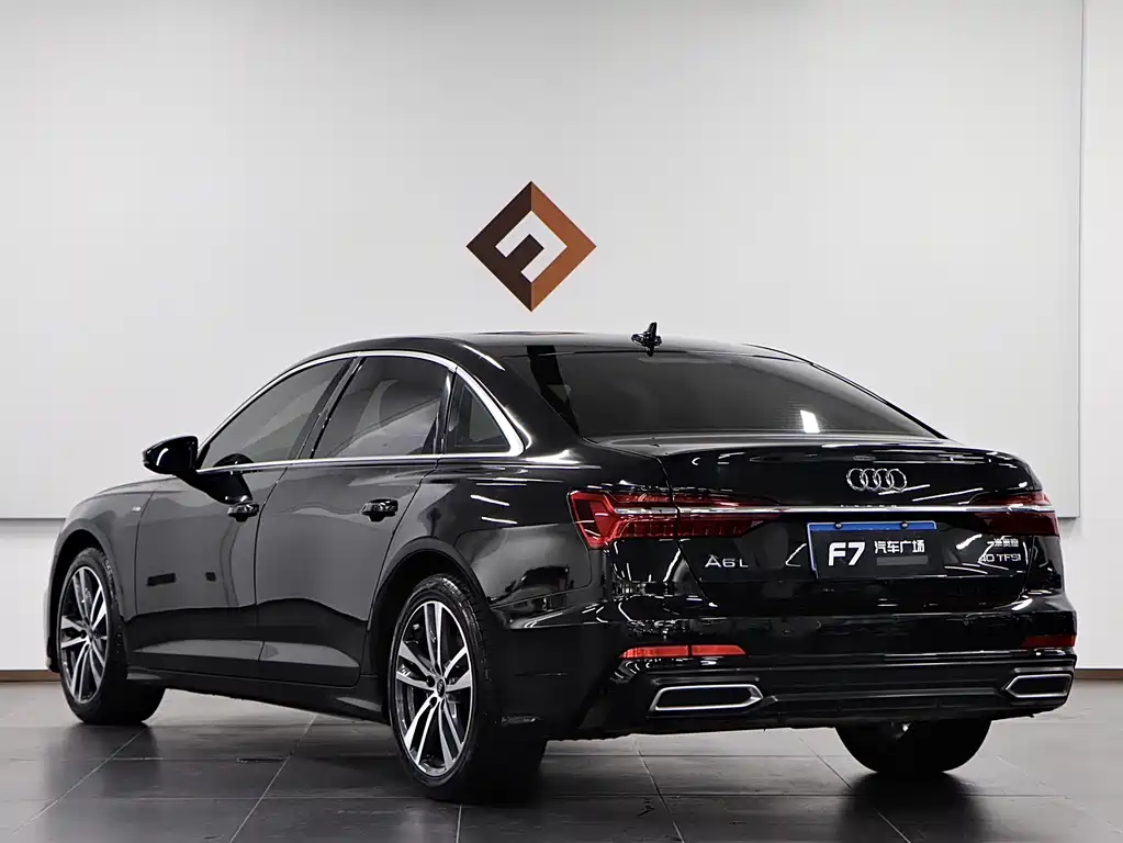 Audi A6L 2022 — фото 4