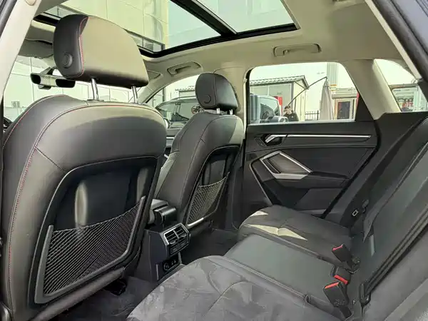 Audi Q3 2023