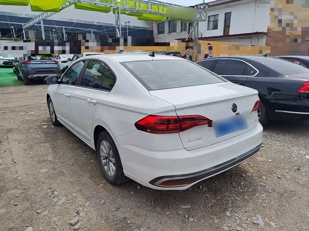Volkswagen Bora 2024