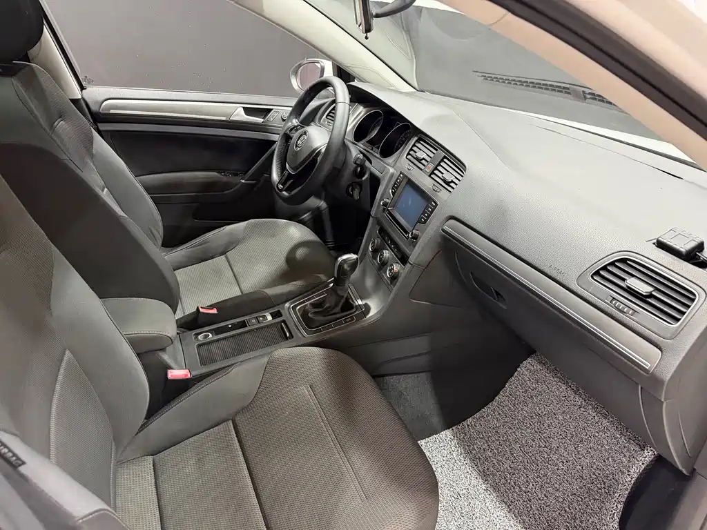 Volkswagen Golf 2015