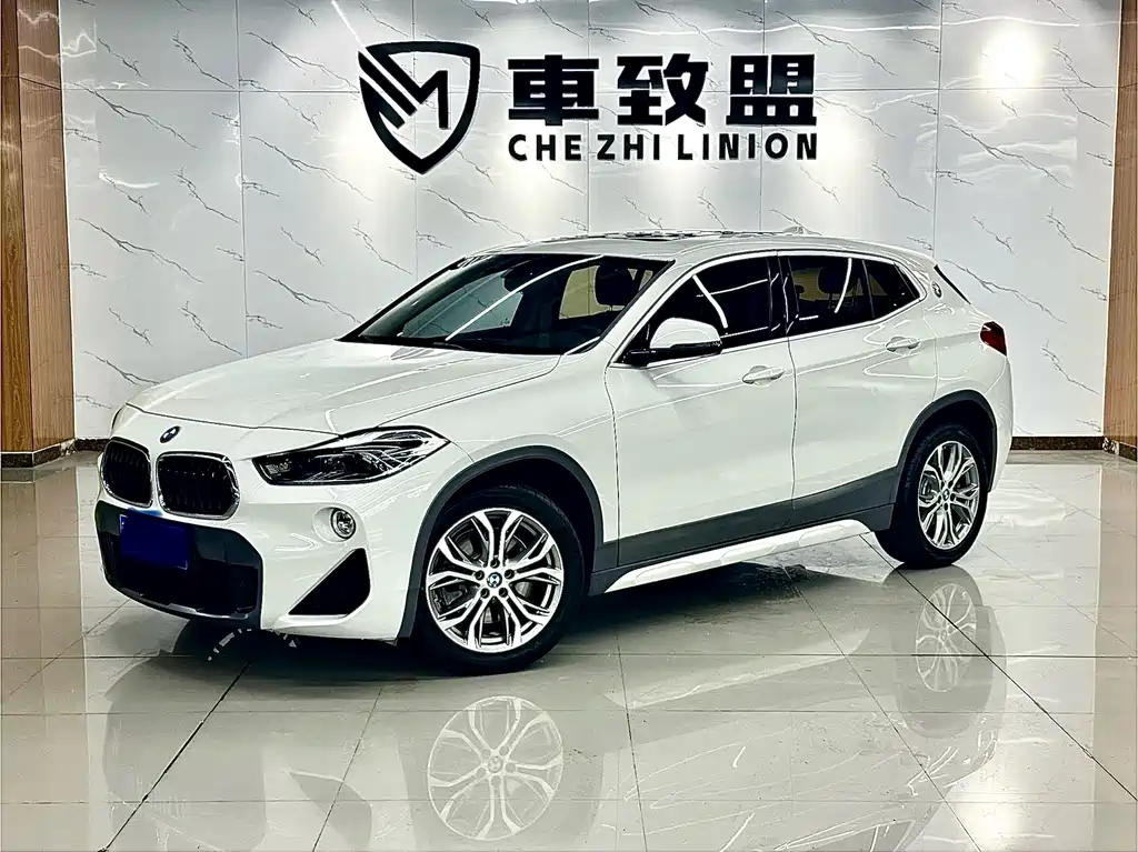 BMW X2 2019 — фото 1