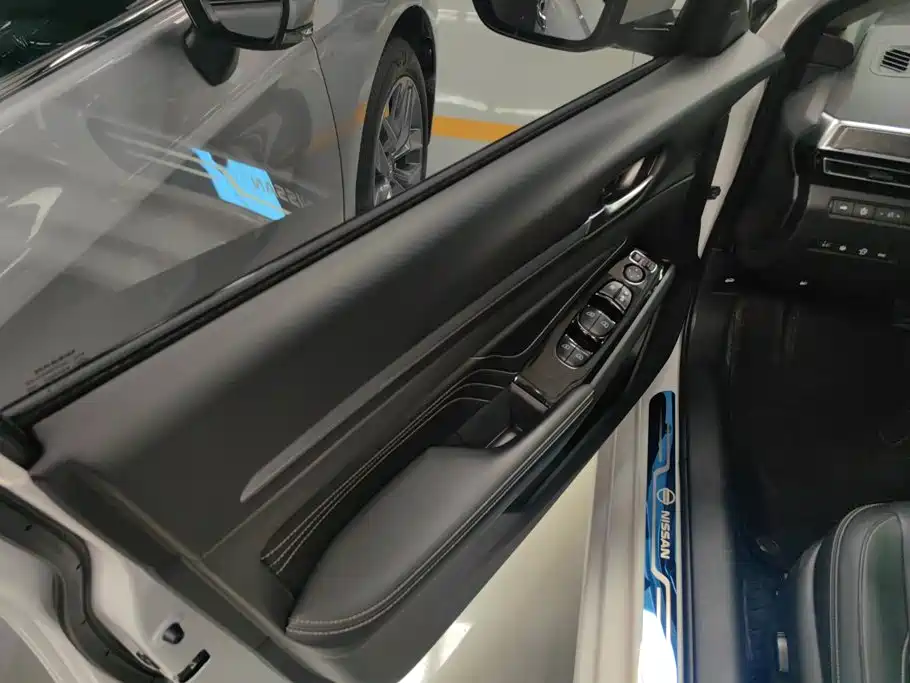 Nissan Teana 2025