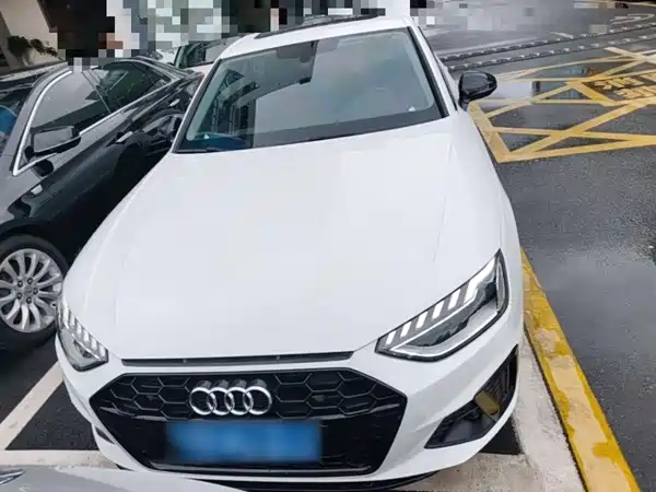 Audi A4L 2023