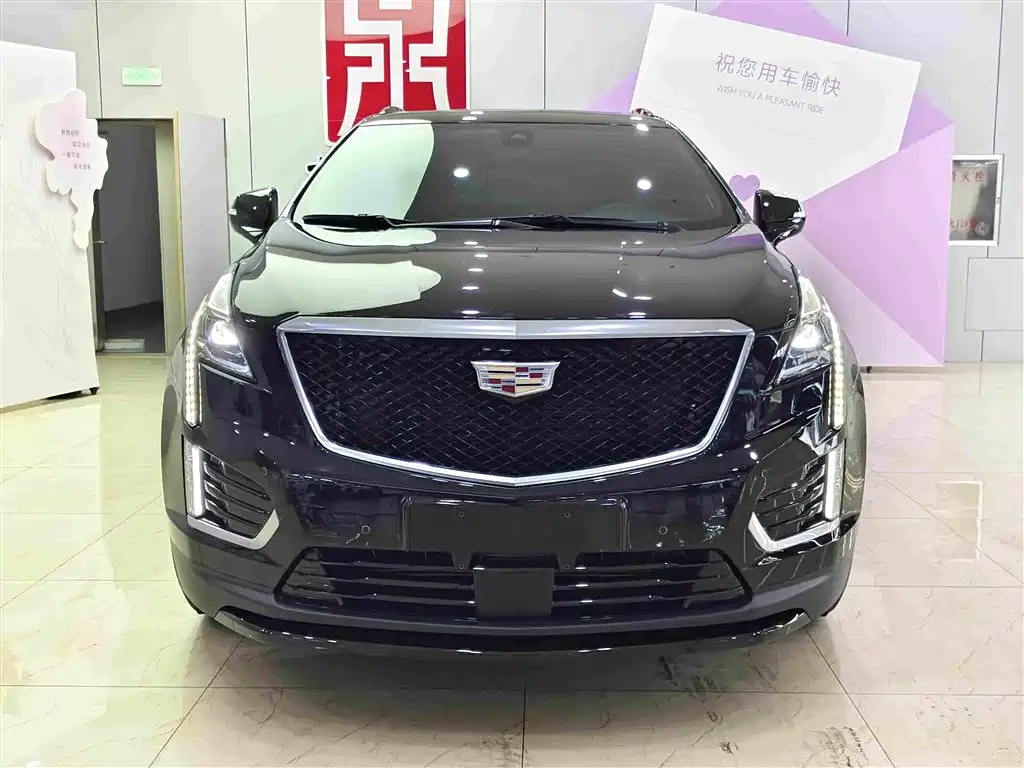 Cadillac XT5 2024 — фото 2
