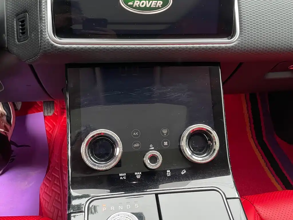 Land Rover Velar 2019 — фото 14