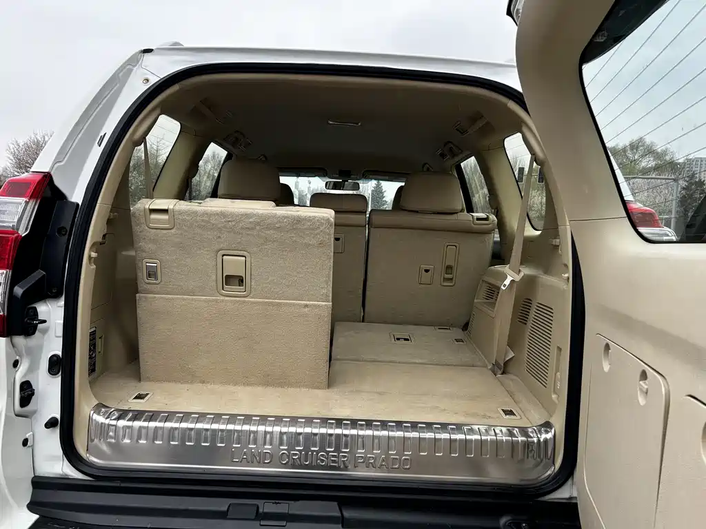 Toyota Prado 2015 — фото 9