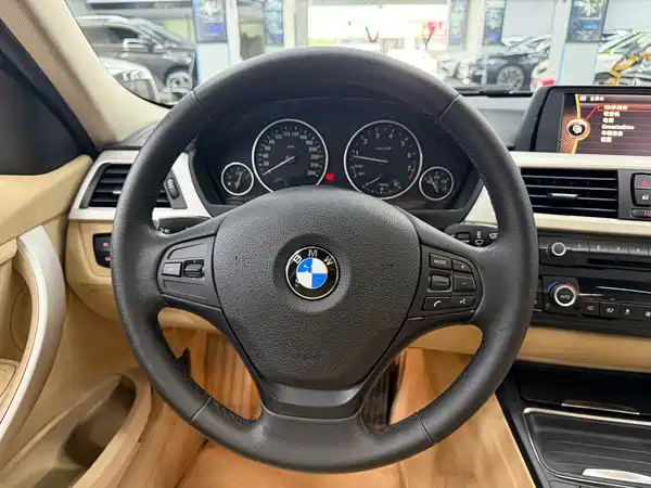BMW 3 Series 2013