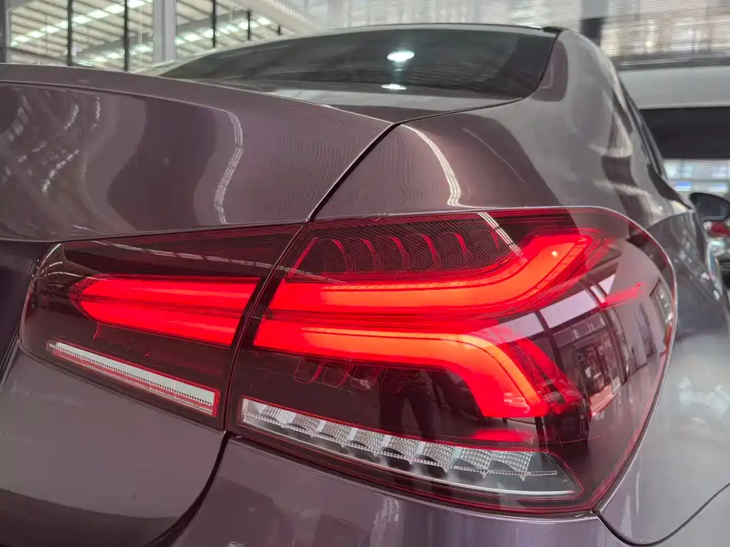 Mercedes-Benz A-Class 2021 — фото 11