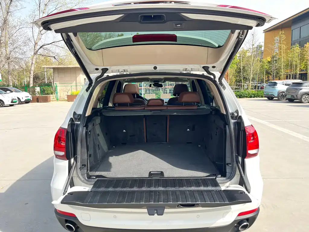 BMW X5 2015 — фото 18