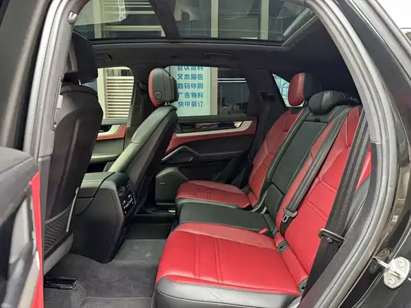 Porsche Cayenne 2024