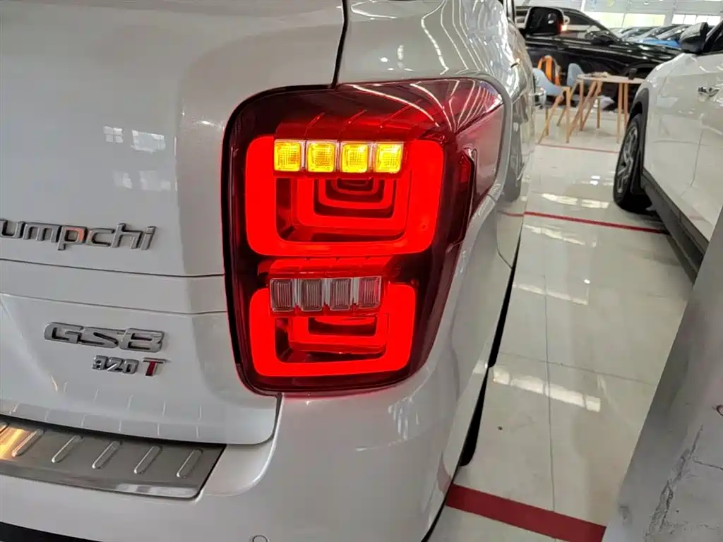GAC Motor Trumpchi GS8 2018 — фото 8