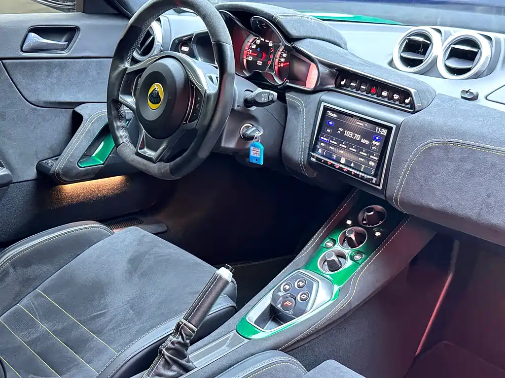 Lotus Evora 2022 — фото 11