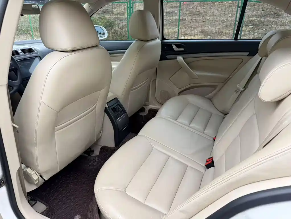 Skoda Octavia 2015 — фото 8