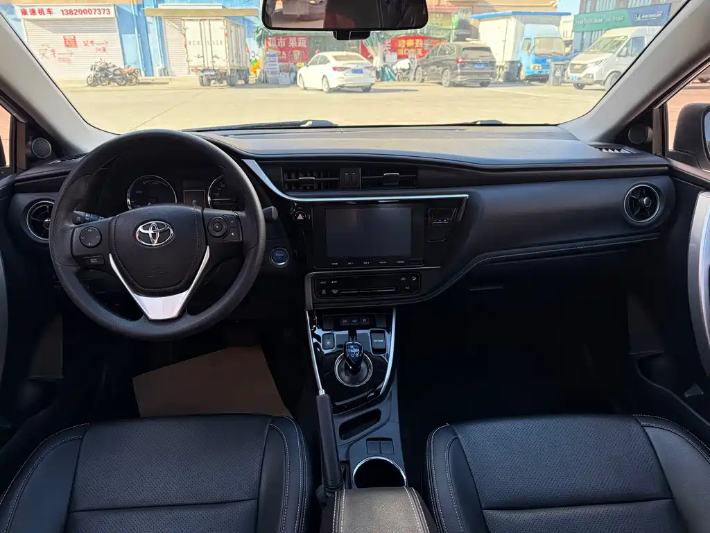 Toyota Corolla Hybrid 2020 — фото 14