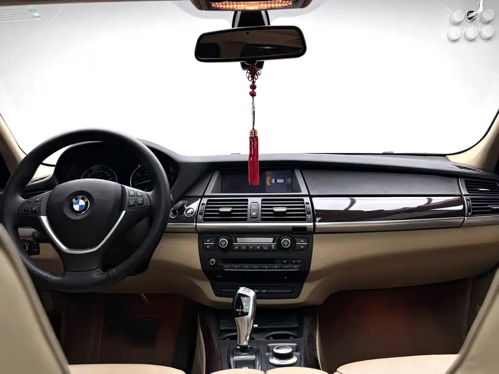 BMW X5 2008 — фото 11