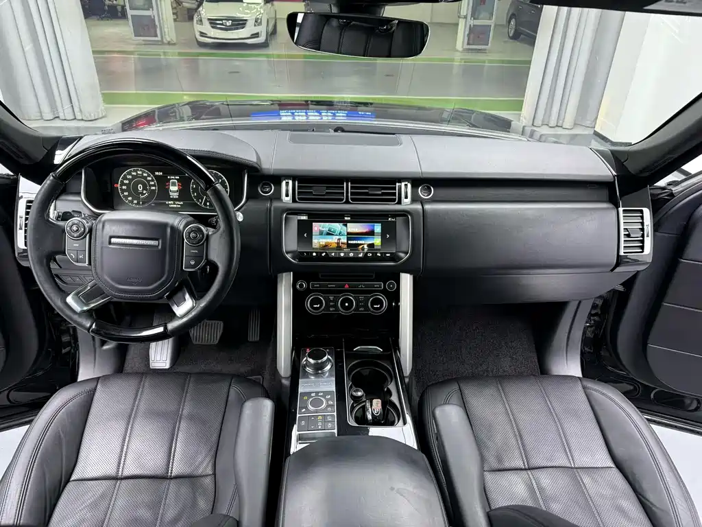 Land Rover Range Rover 2018 — фото 3