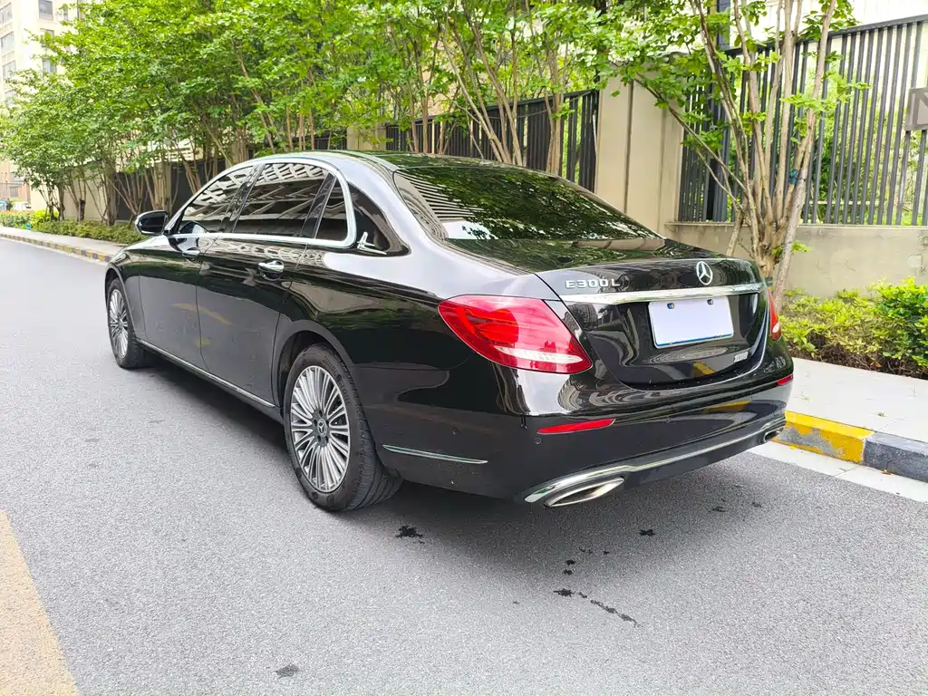 Mercedes-Benz E-Class 2019