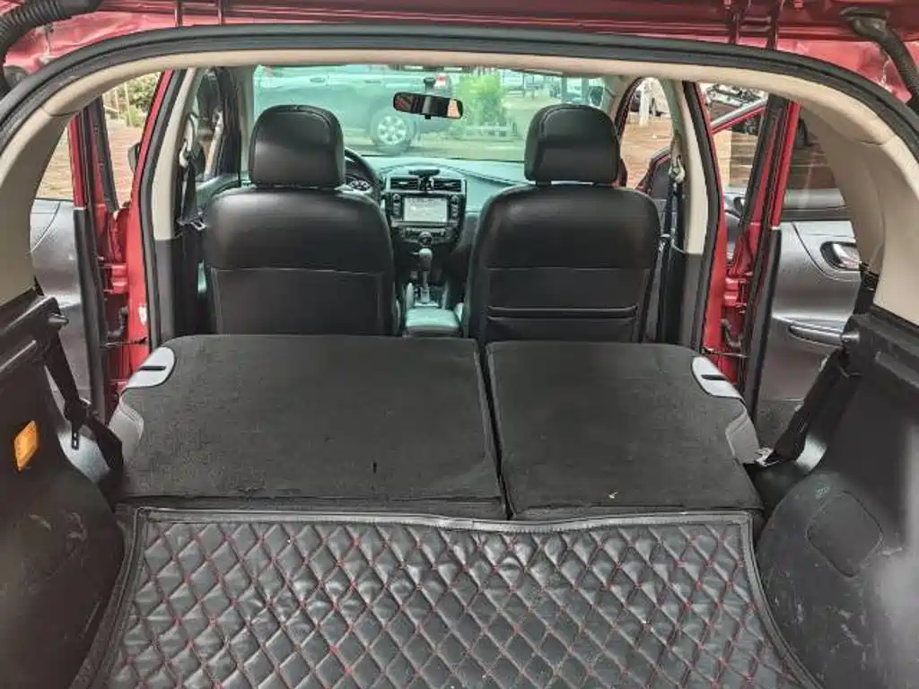 Nissan Tiida 2014