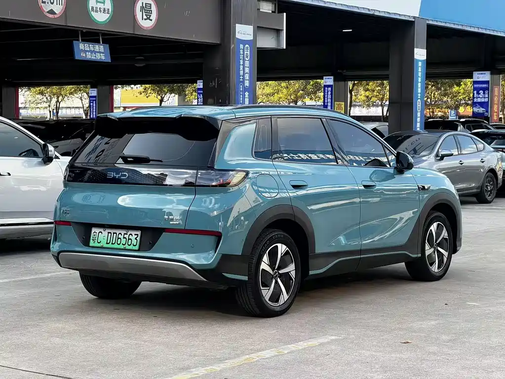 BYD Sealion 05 EV 2025 — фото 4