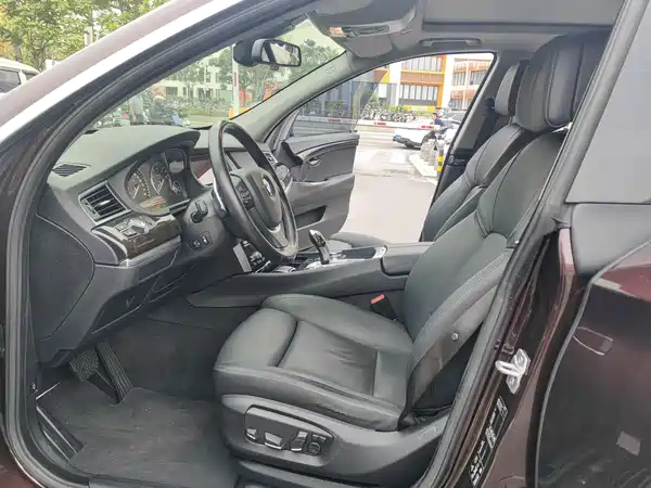 BMW 5 Series GT 2014