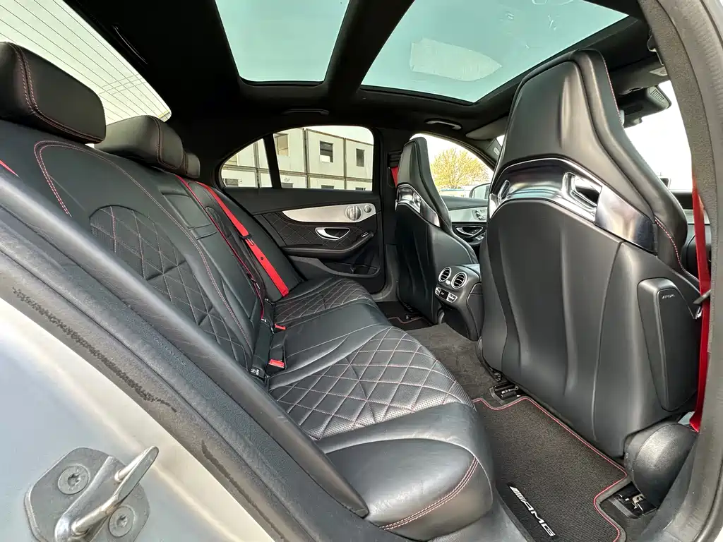Mercedes-Benz C-Class AMG 2017 — фото 12